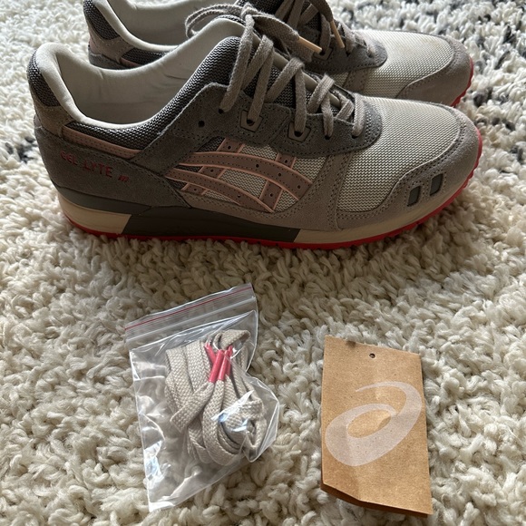 ASICS GEL-LYTE III OG OATMEAL FAWN w/box & extra laces (Men's 10.5, Worn Twice) - Picture 9 of 11